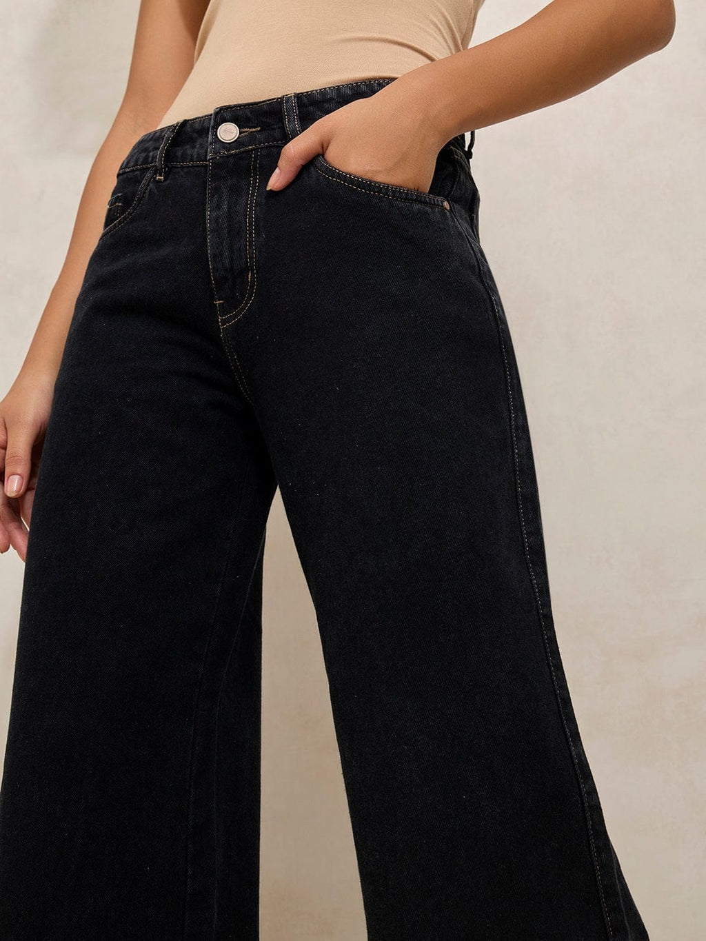 Women's Black High Rise Wide Leg Jeans