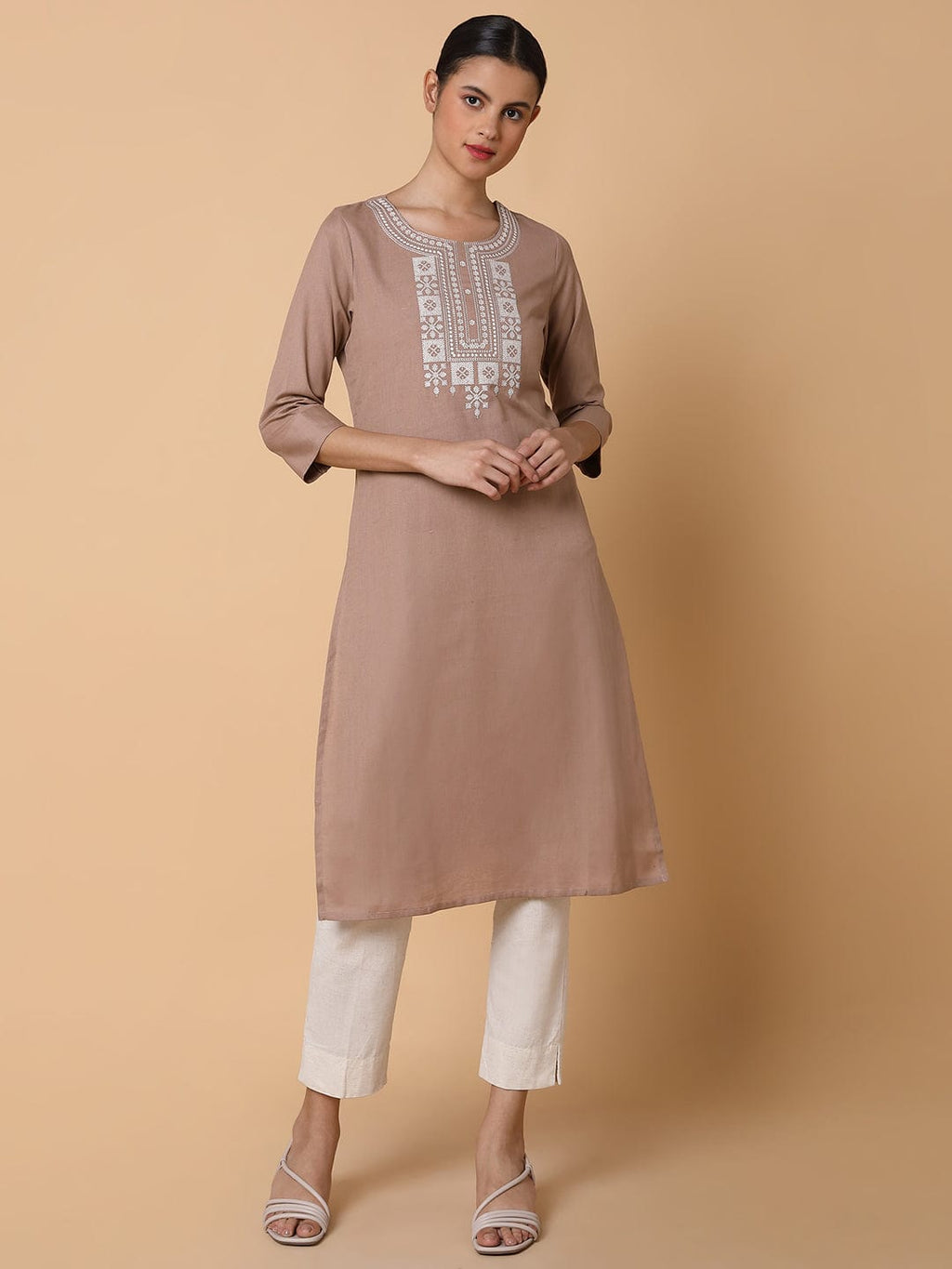 Women's Solid Beige Straight Kurta