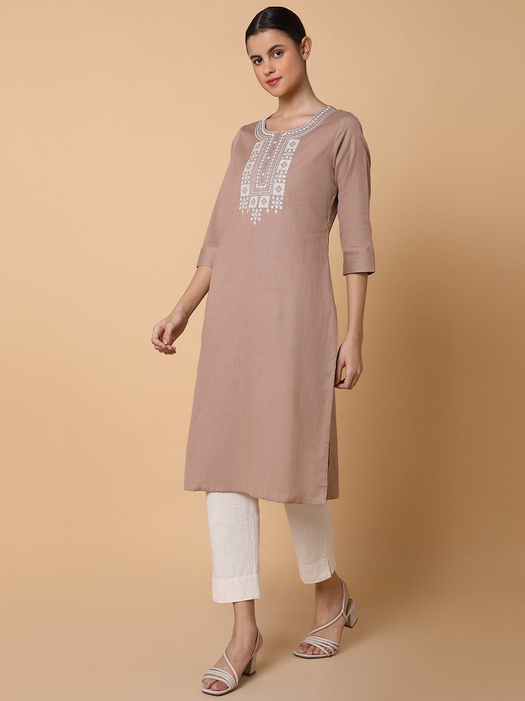 Women's Solid Beige Straight Kurta