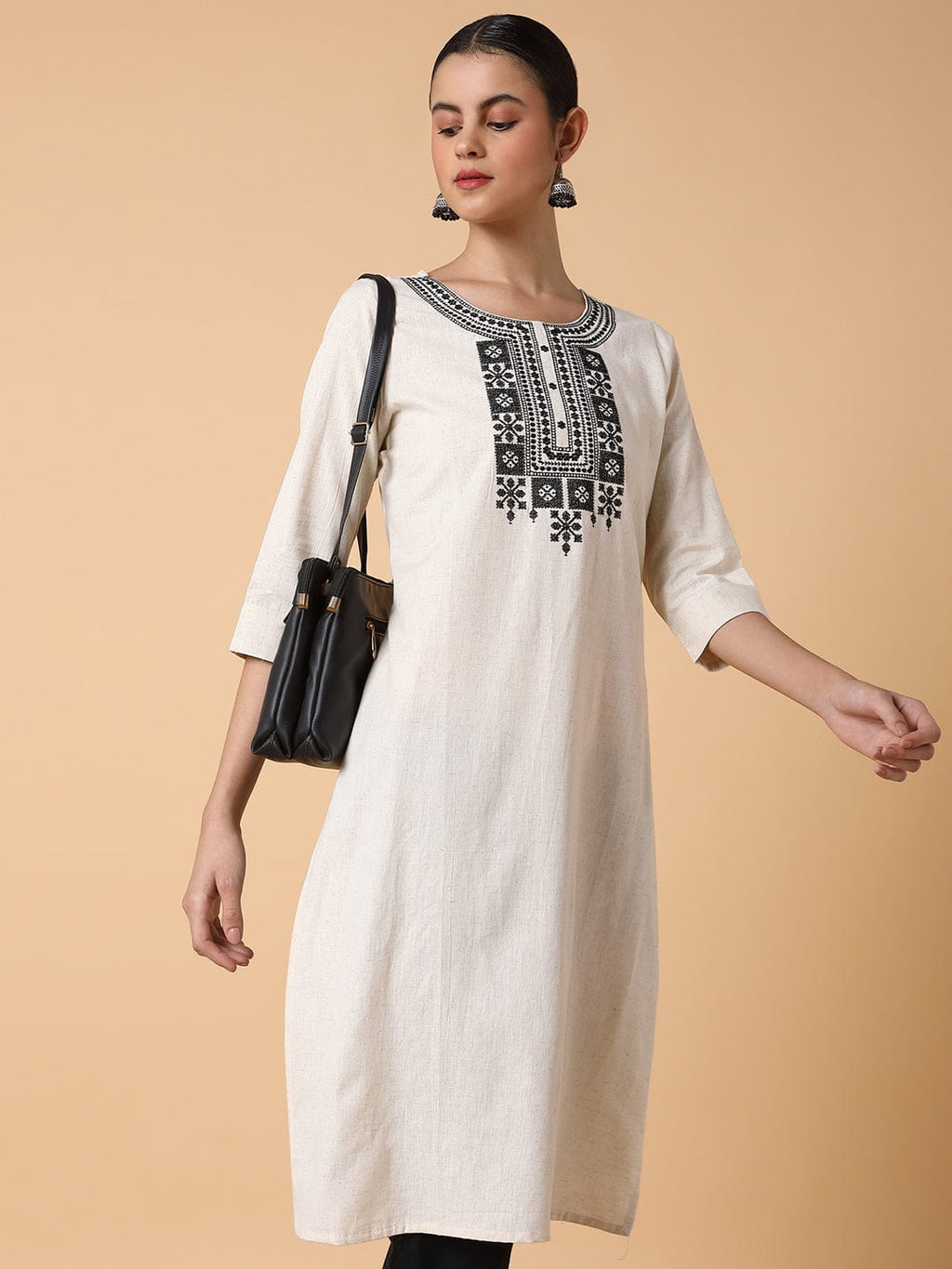 Women's Solid Cream Straight Kurta