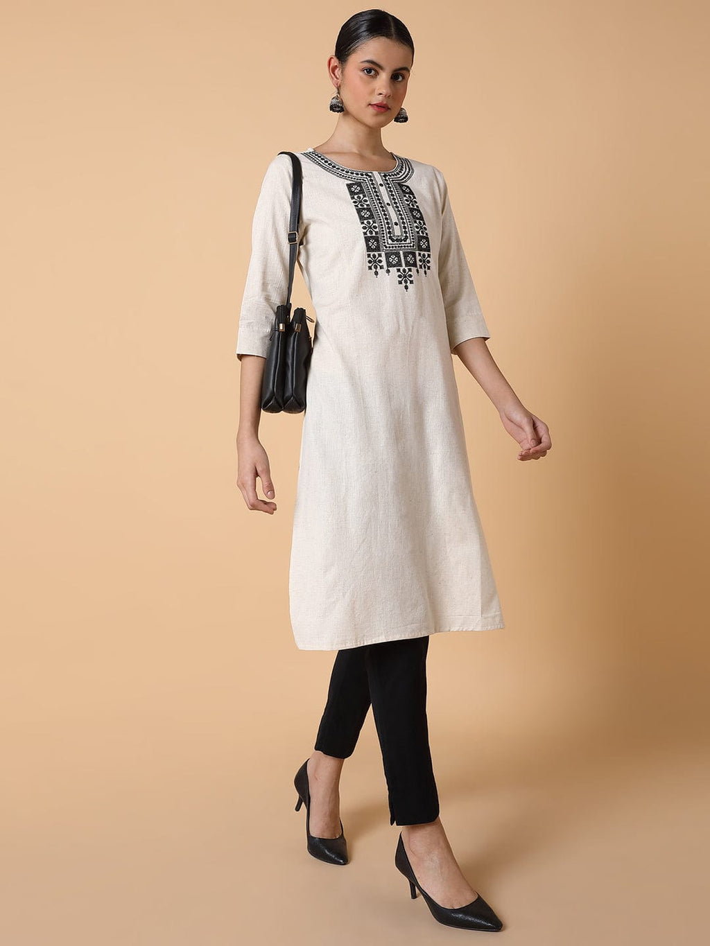 Women's Solid Cream Straight Kurta