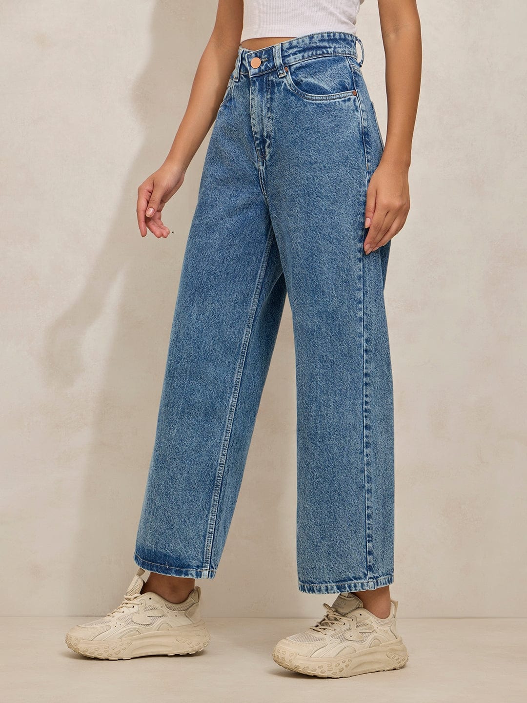 Women's Blue High Rise Cropped Straight Fit Jeans
