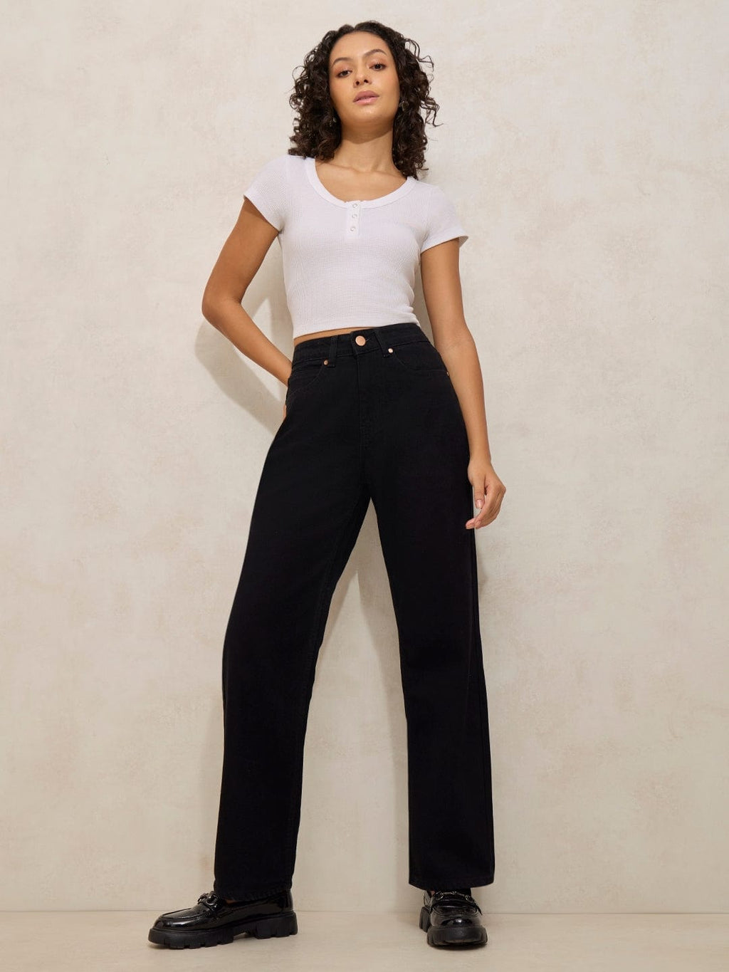 Women's Black High Rise Straight Fit Denim Jeans