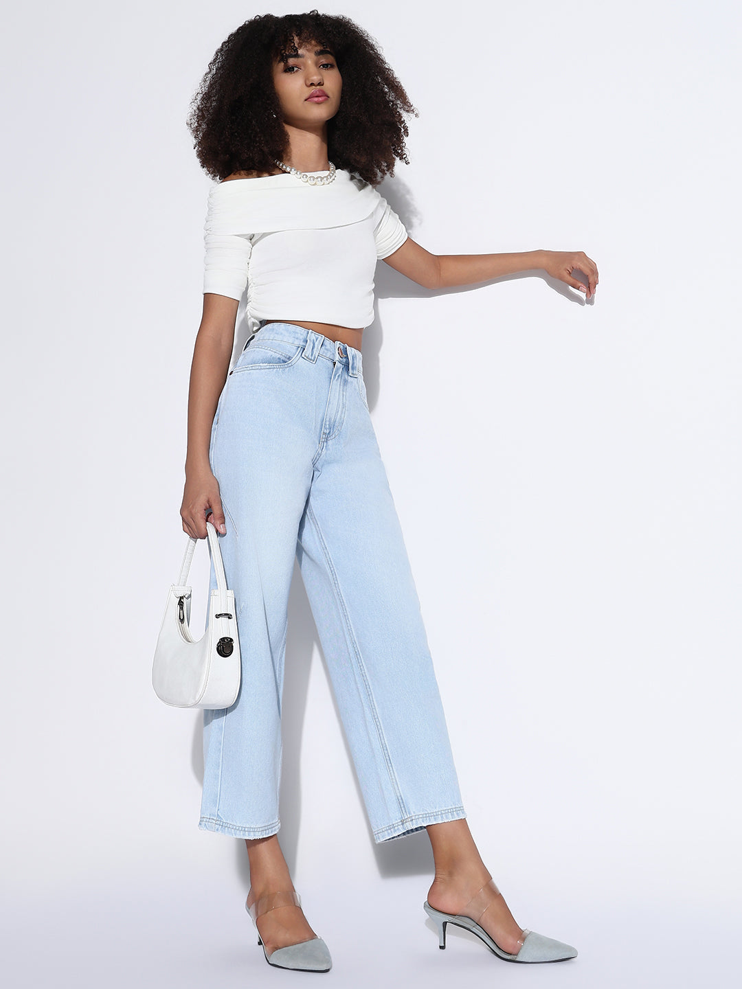 Women's Solid Light Blue Straight Fit Jeans