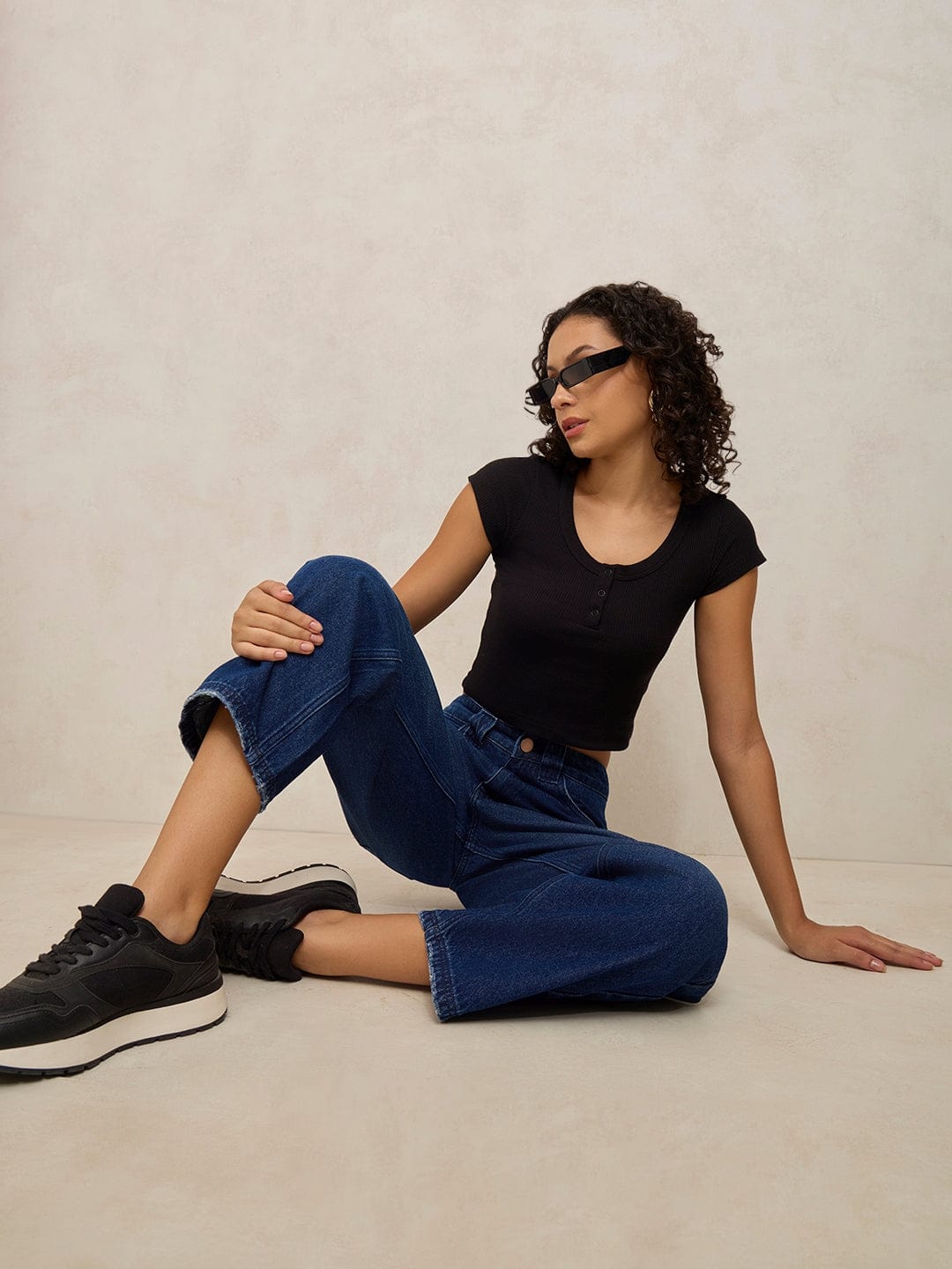 Women's Navy Blue Relaxed Fit Straight Cropped Jeans