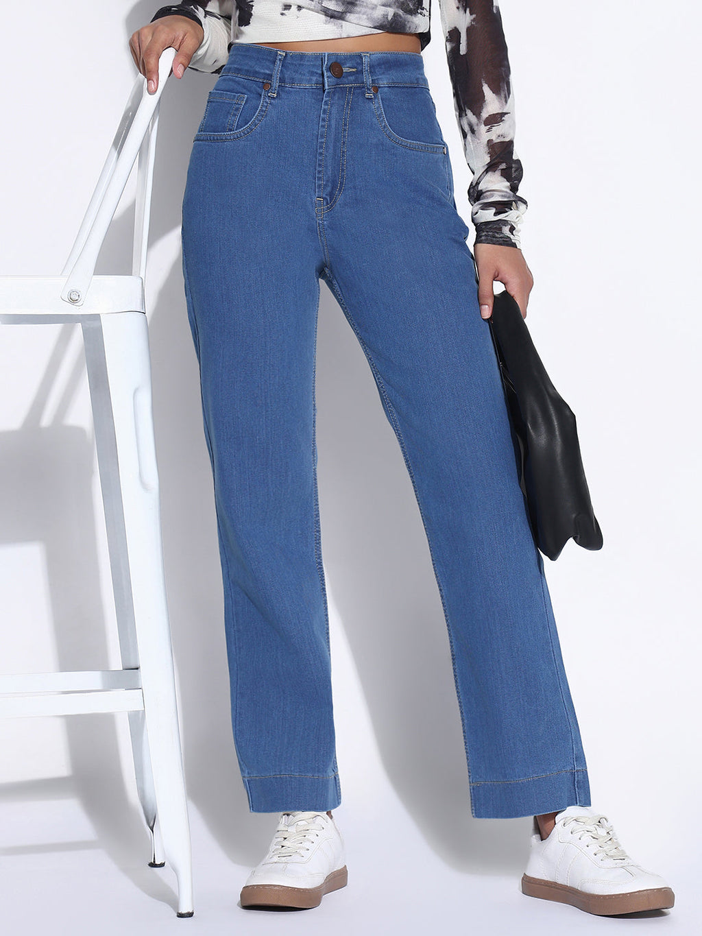 Women's Solid Blue Slim Fit Jeans