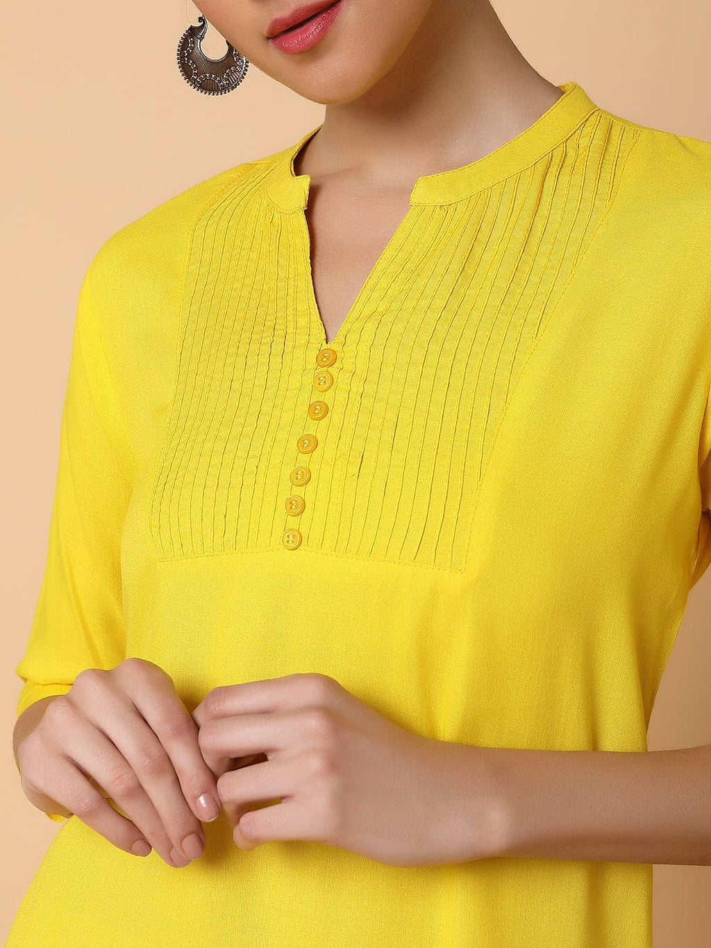 Women's Straight Yellow Solid Kurta