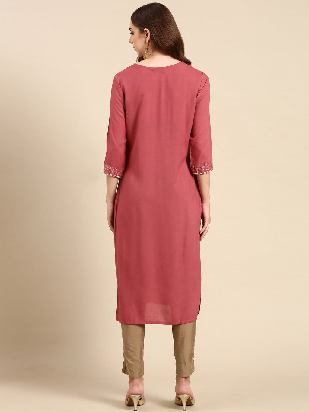 Women's Mauve Embroidered Straight Kurta