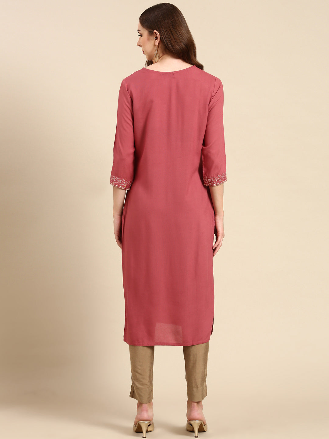 Women's Mauve Embroidered Straight Kurta