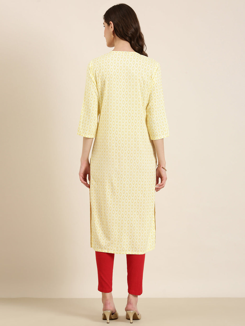 Women's Yellow Geometric Printed Thread Work Straight Kurta