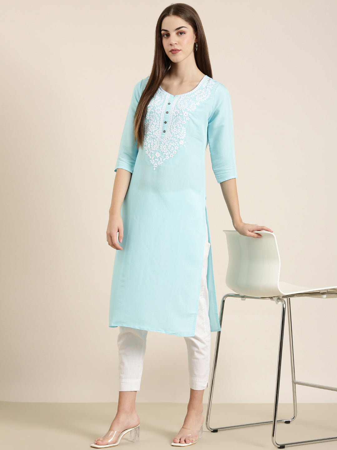 Women's Blue Floral Embroidered Thread Work Cotton Straight Kurta
