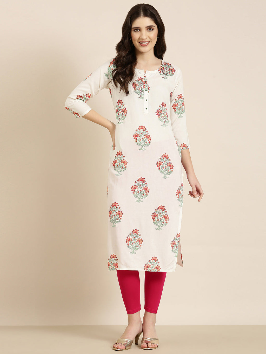 Women's Off White Floral Printed Round Neck Straight Kurta