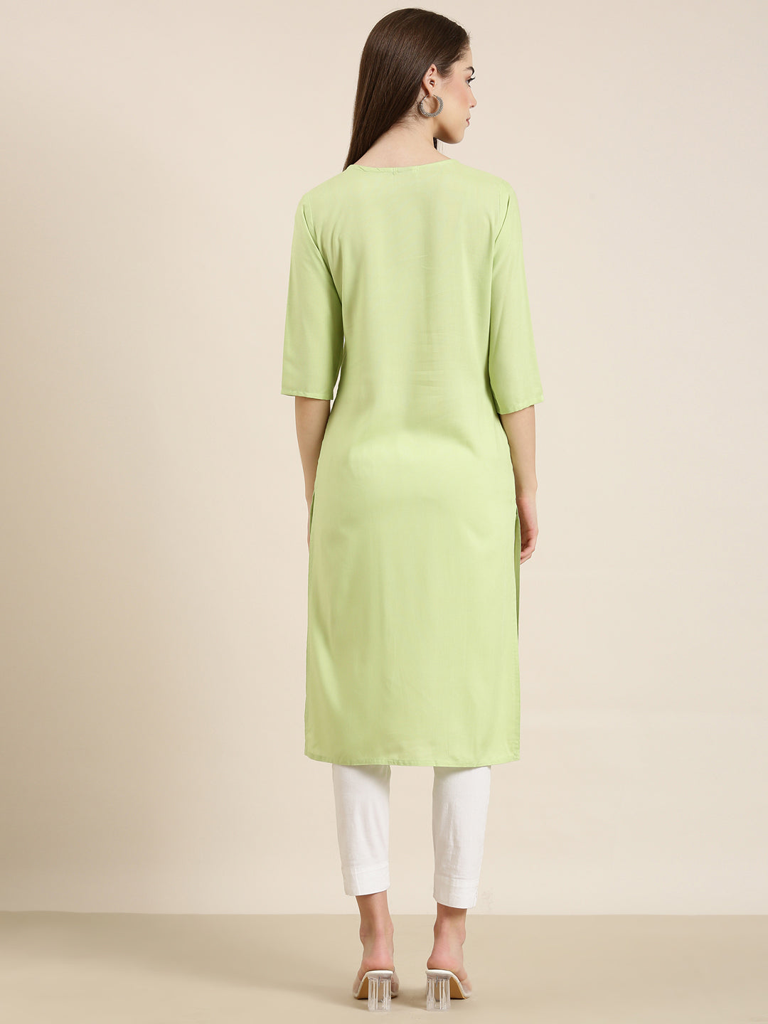 Women's Green Geometric Embroidered Straight Kurta