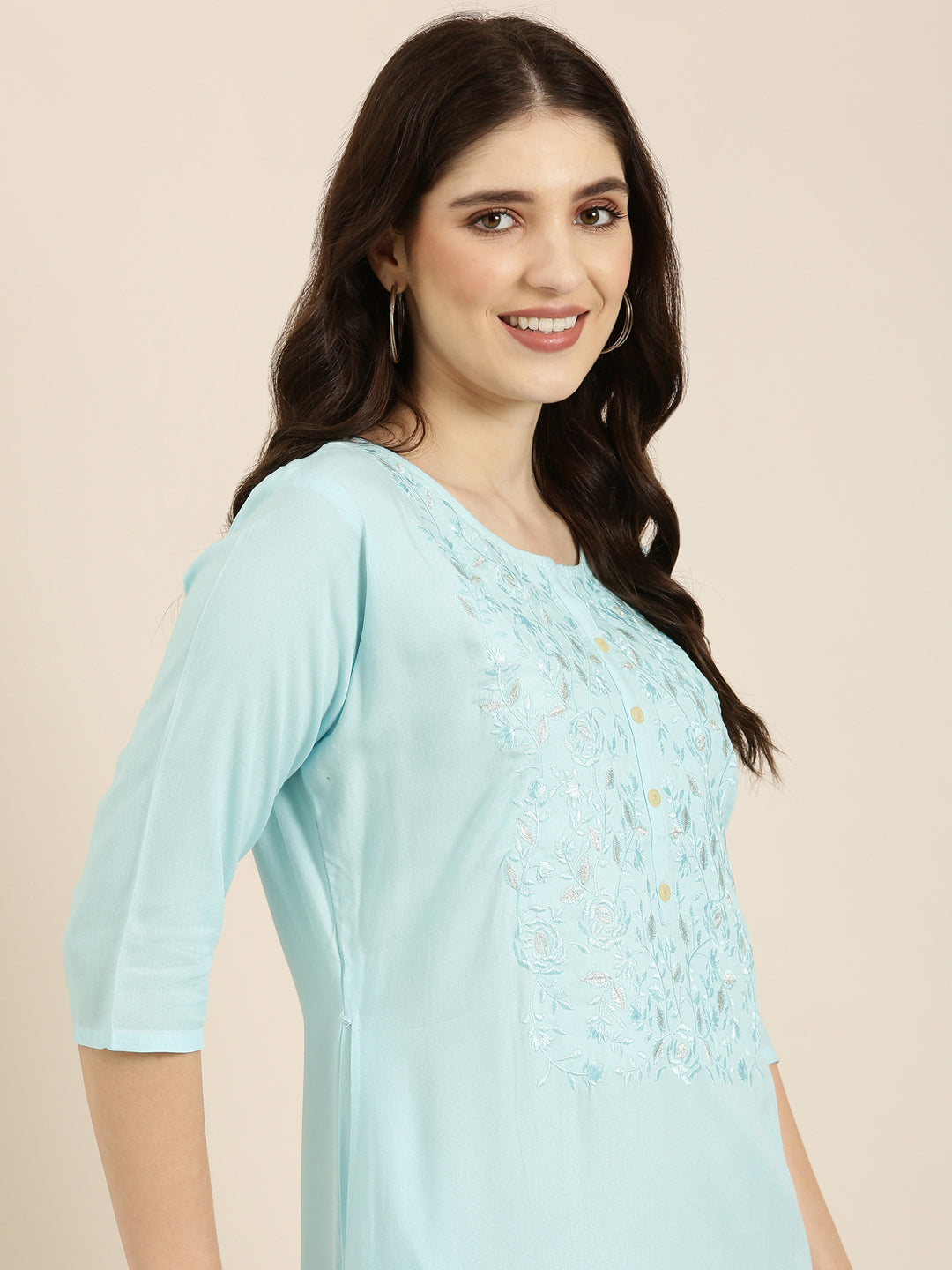 Women's Blue Floral Embroidered Straight Kurta