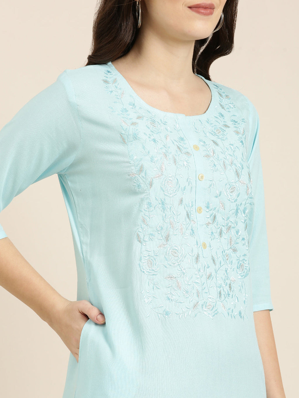 Women's Blue Floral Embroidered Straight Kurta