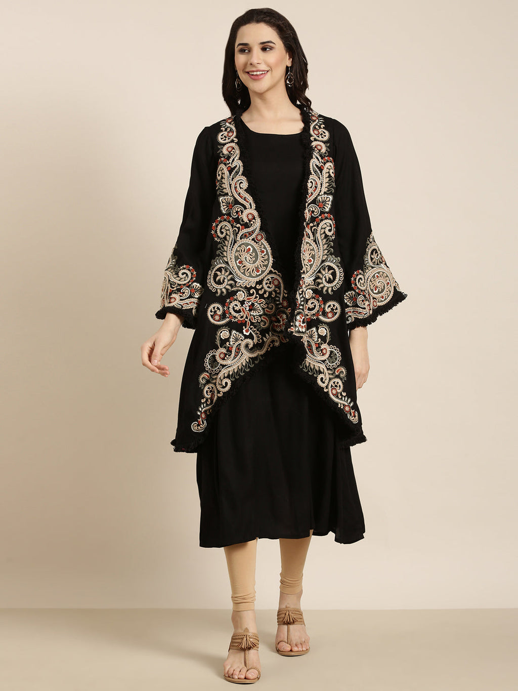Women's A-Line Black Solid Kurta Comes With Overcoat