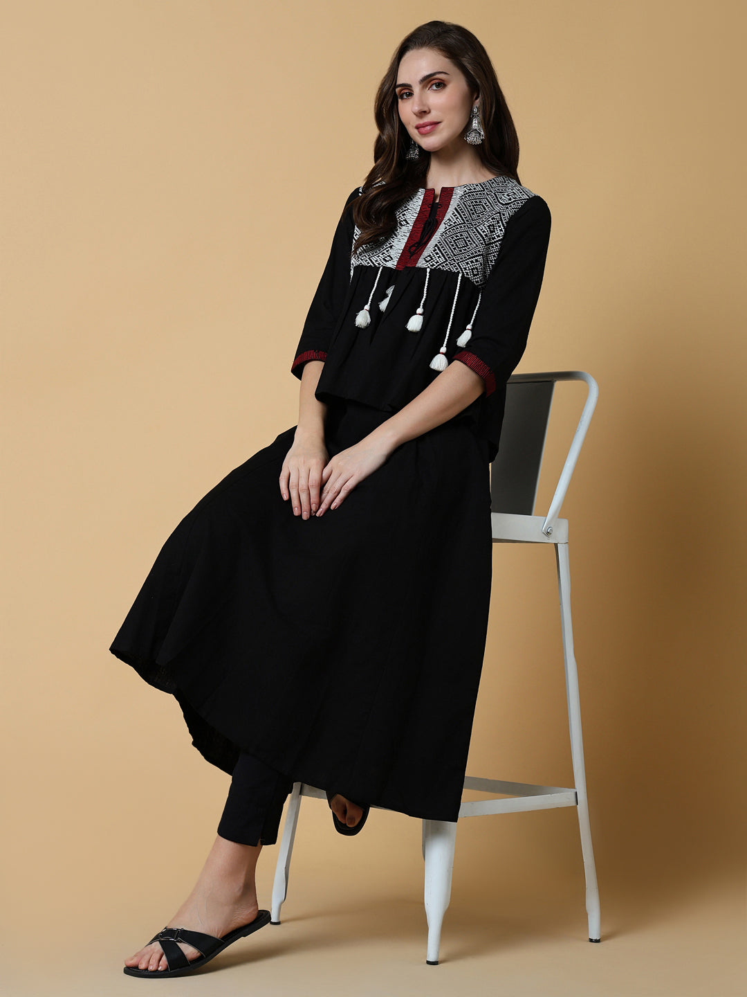Women's Black Graphic A-Line Kurta with Shrug
