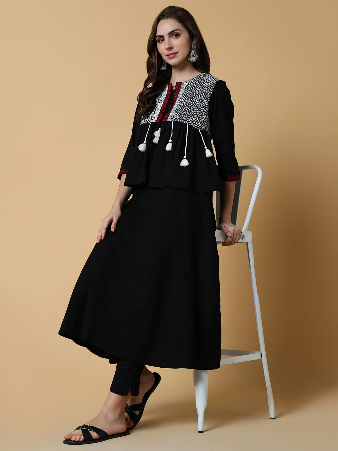 Women's Black Graphic A-Line Kurta with Shrug