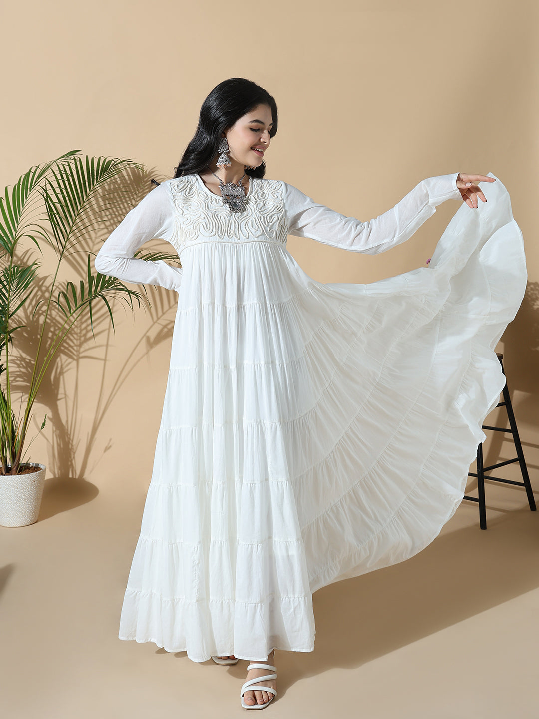 Women's White Solid Cotton Anarkali Kurta with Inner