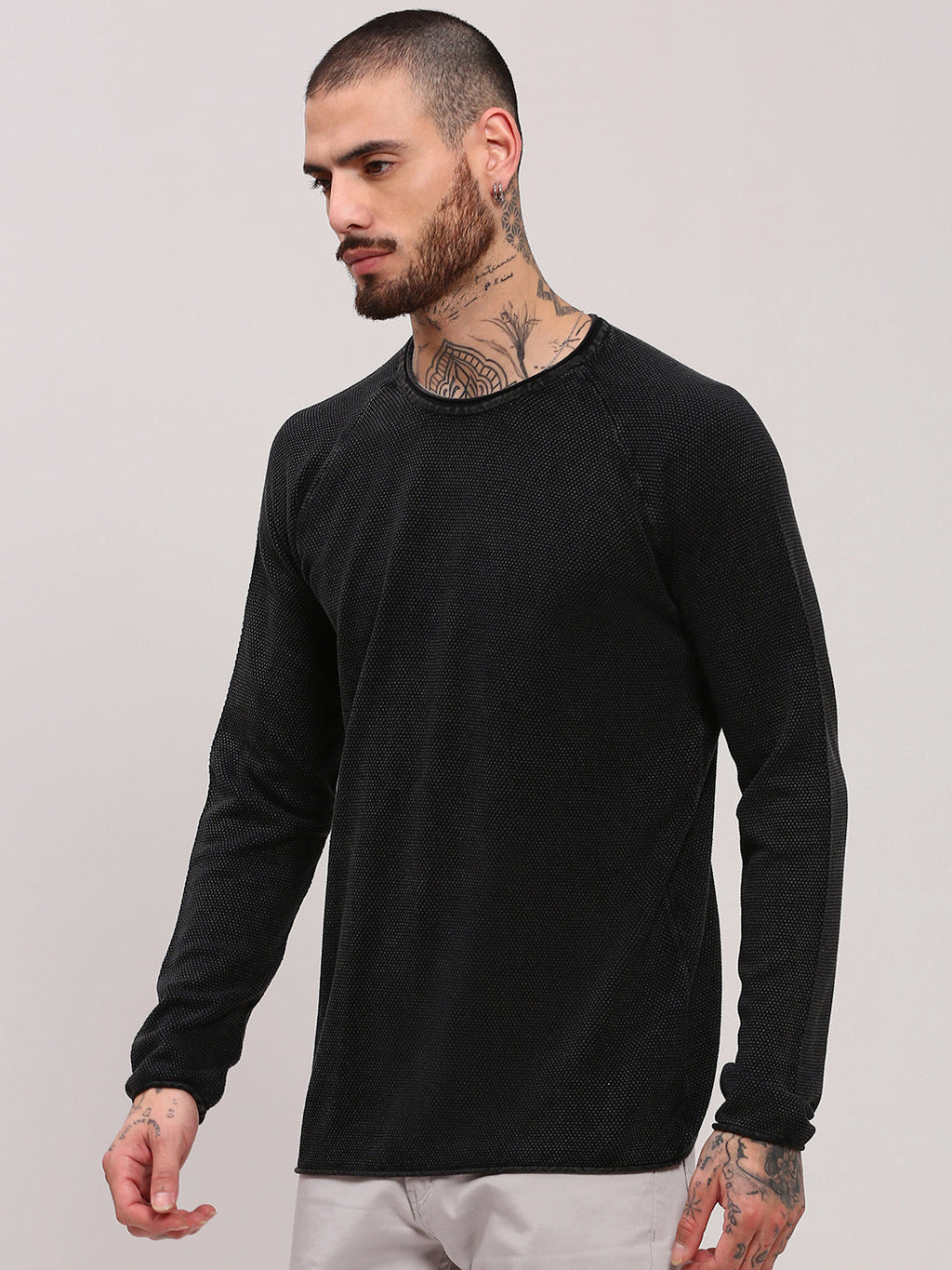 Men's Black Solid Sweater
