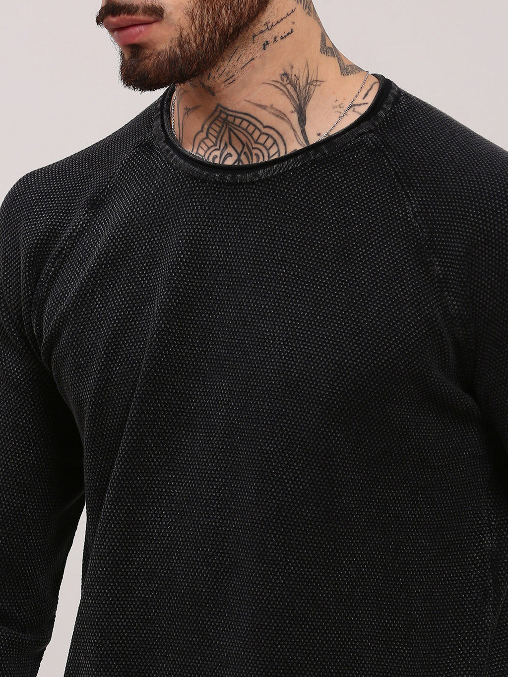 Men's Black Solid Sweater