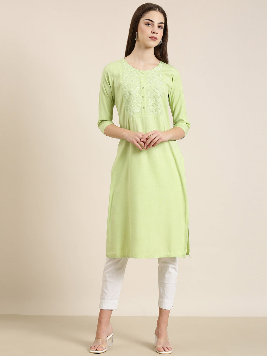 Women's Green Ethnic Motifs Embroidered Straight Kurta