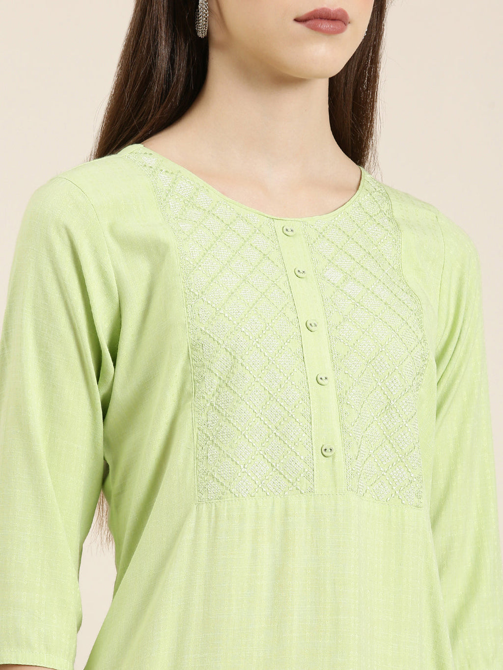 Women's Green Ethnic Motifs Embroidered Straight Kurta