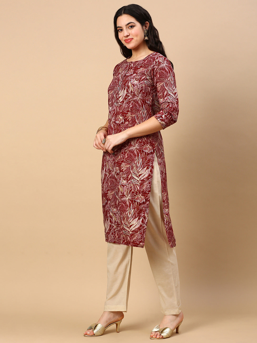 Women's Red Floral Straight Kurta