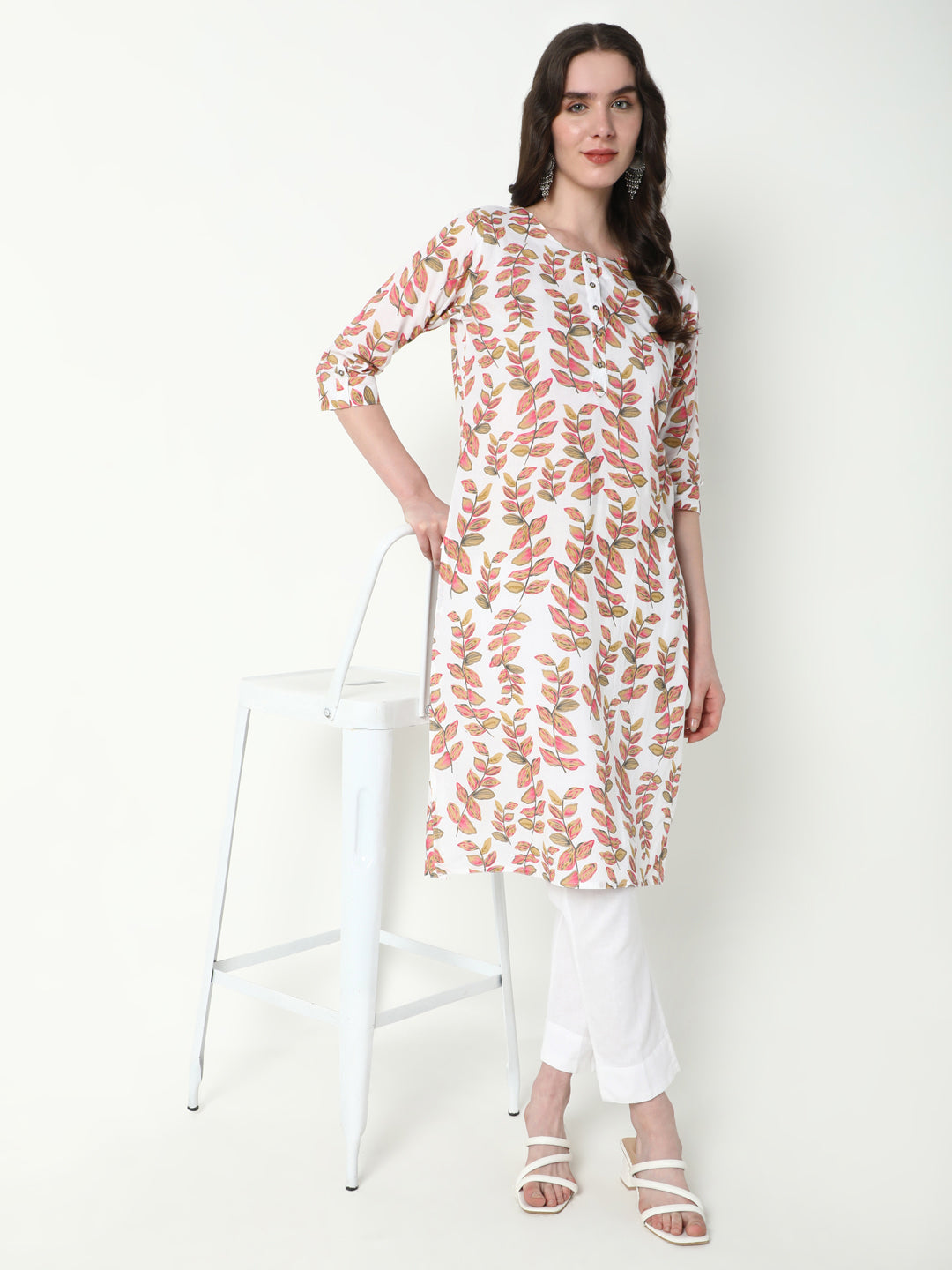 Women's Peach Floral Straight Kurta