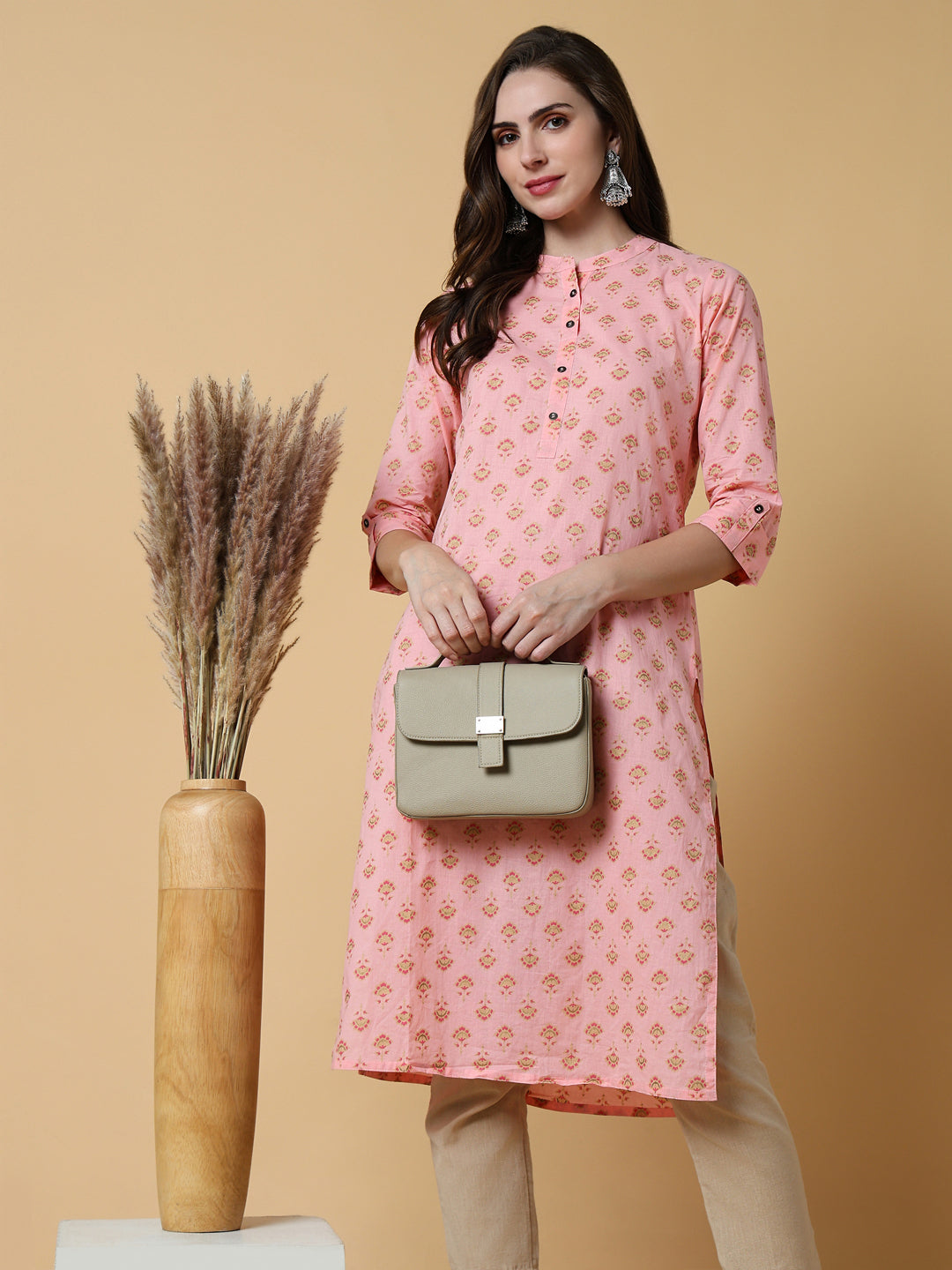 Women's Pink Floral Straight Kurta
