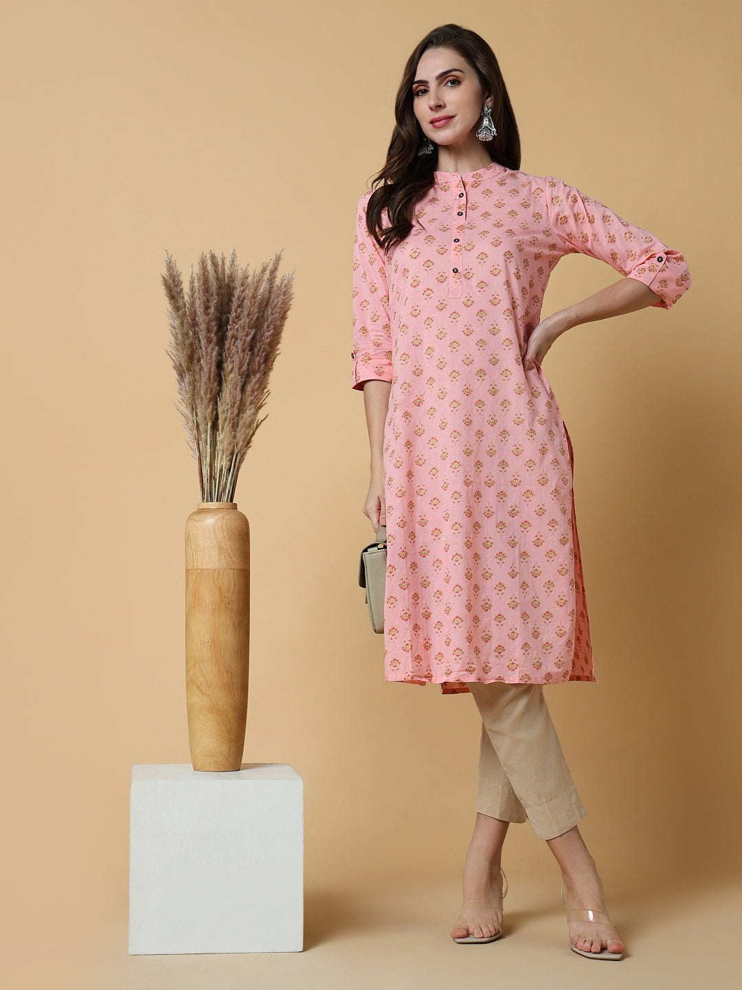 Women's Pink Floral Straight Kurta