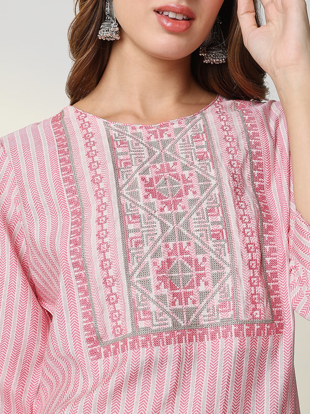 Women's Pink Chevron Straight Kurta