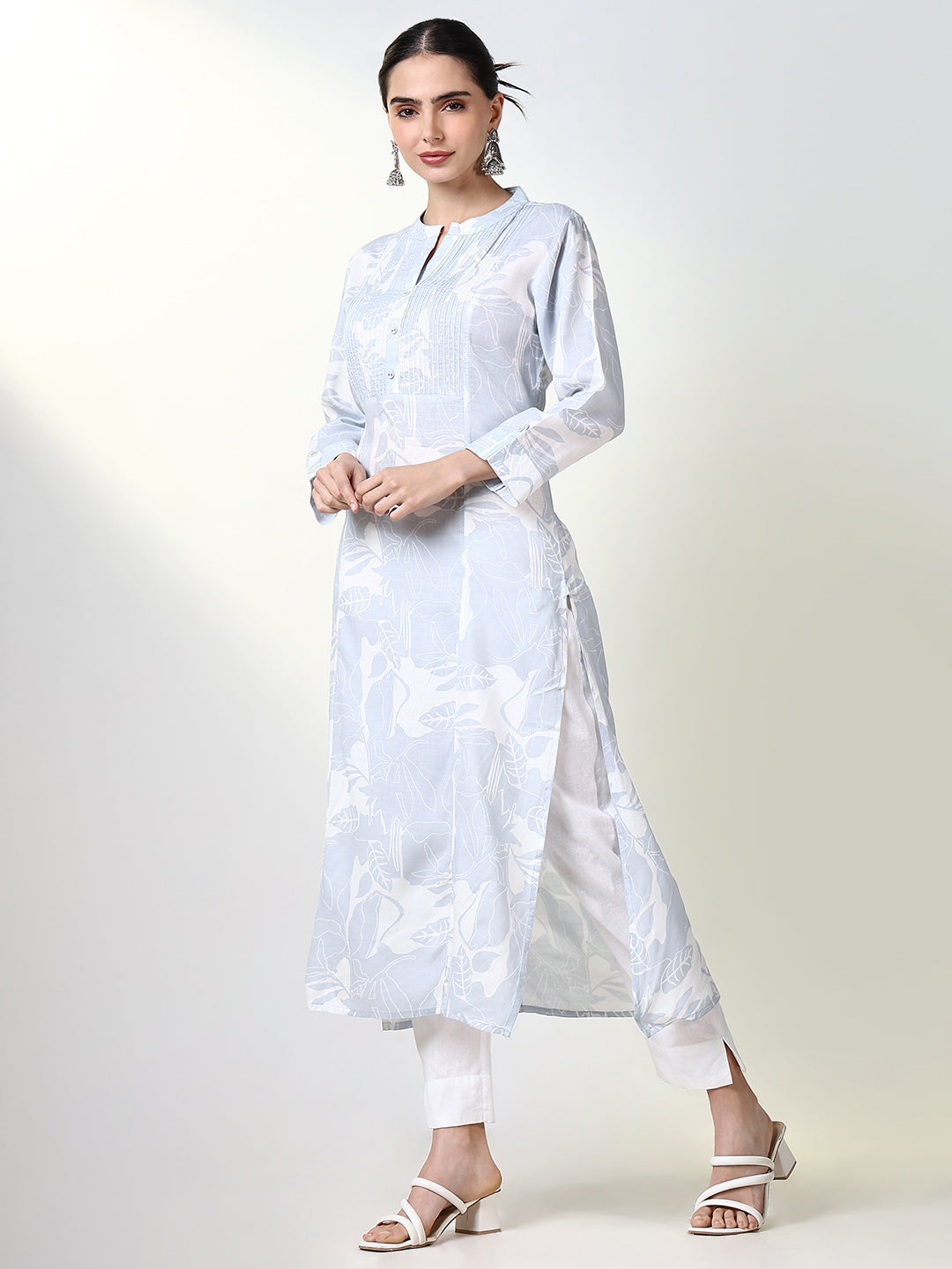 Women's Blue Floral Straight Kurta
