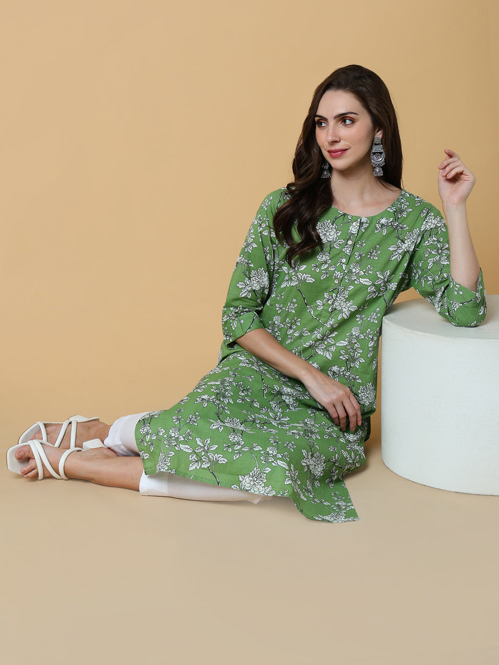 Women's Green Floral Straight Kurta