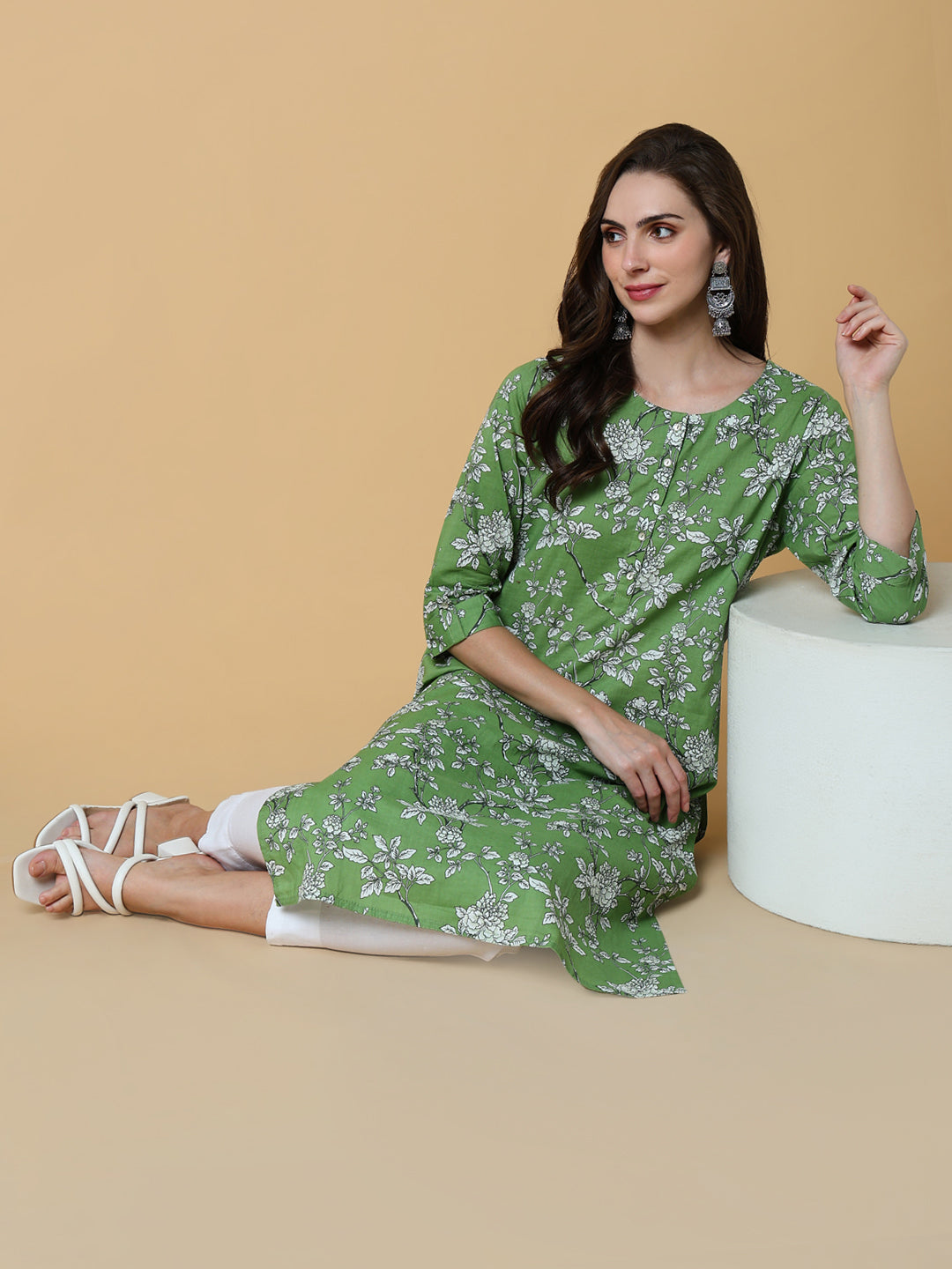 Women's Green Floral Straight Kurta