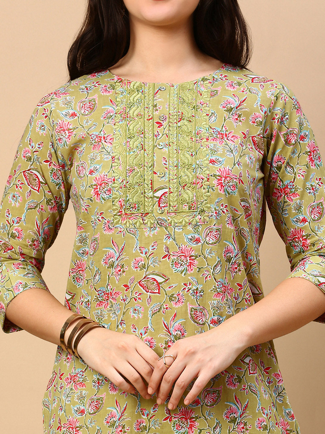 Women's Green Floral Straight Kurta