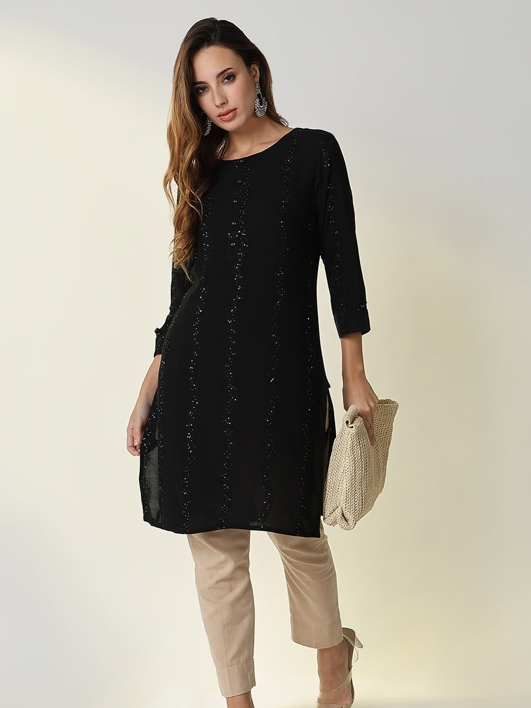 Women's Black Solid Straight Kurta