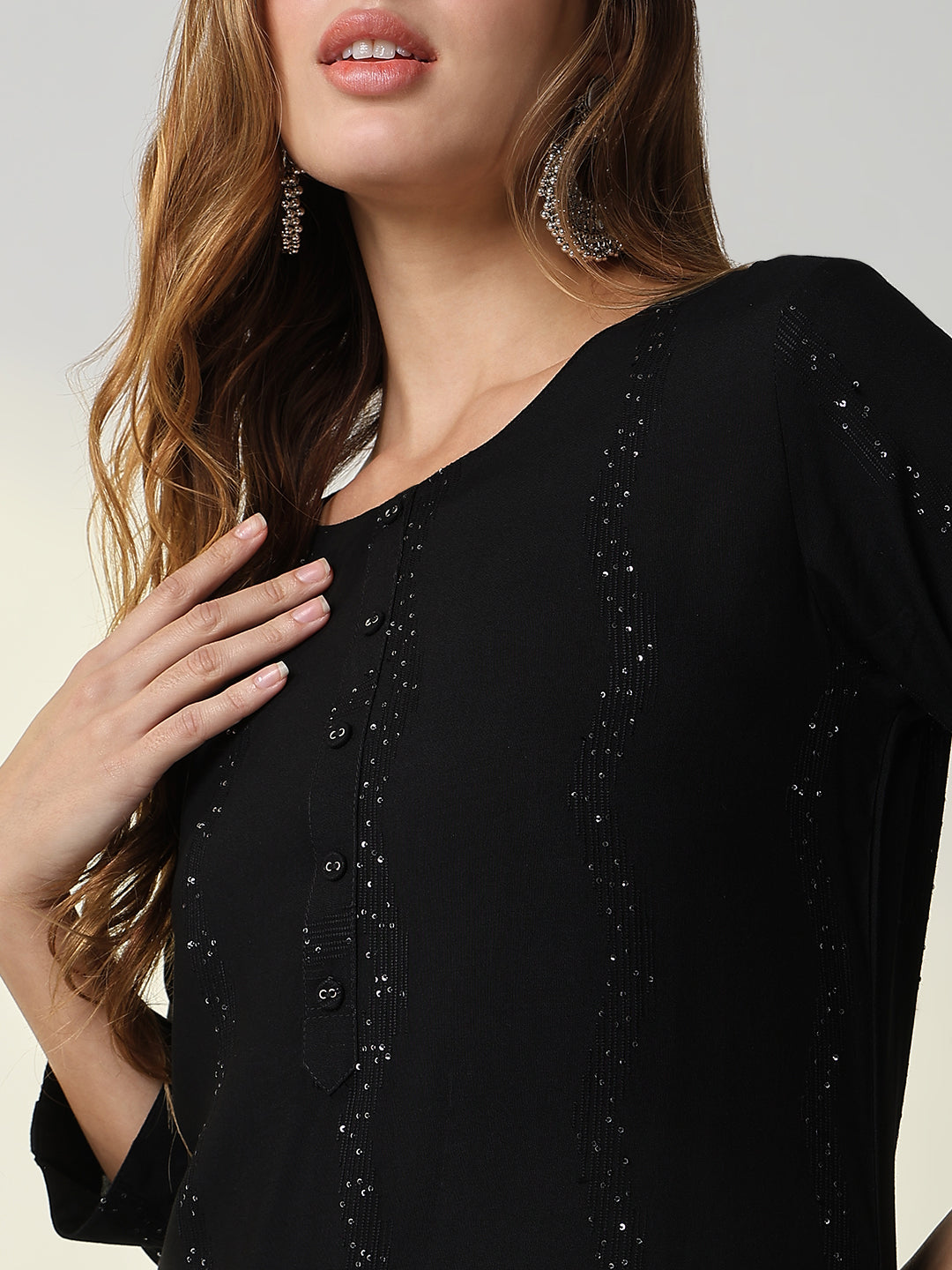 Women's Black Solid Straight Kurta