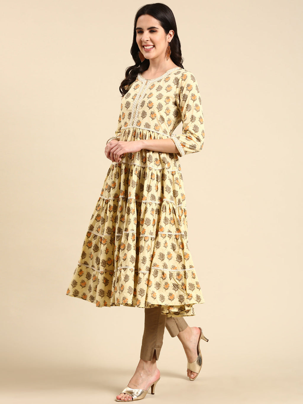 Women's Cream Floral Printed Lace Inserted Tiered Cotton Anarkali Kurta