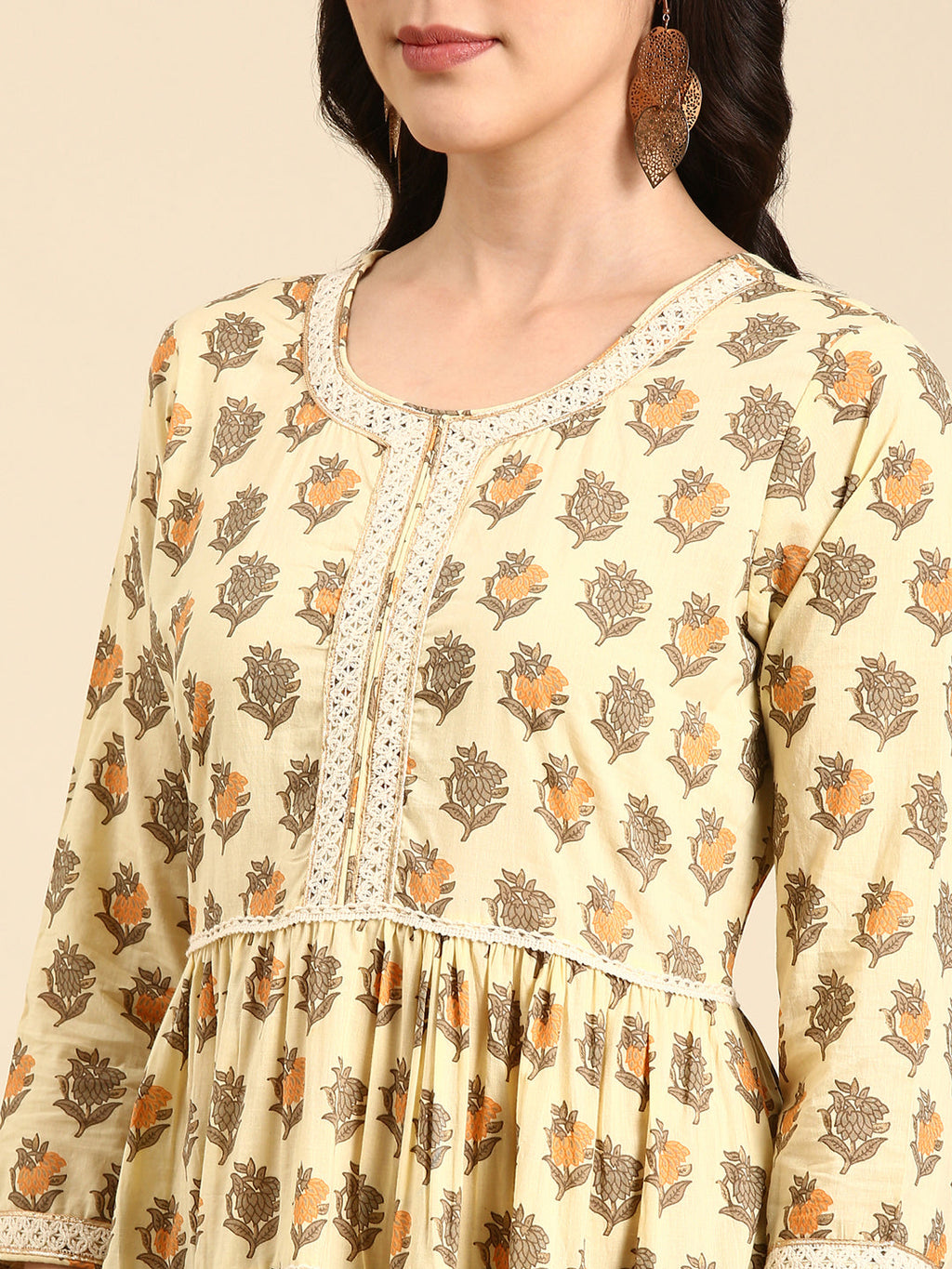 Women's Cream Floral Printed Lace Inserted Tiered Cotton Anarkali Kurta