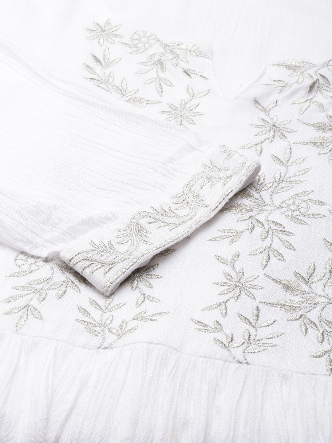 Women's White Floral Embroidered Cotton Fit & Flare Kurta