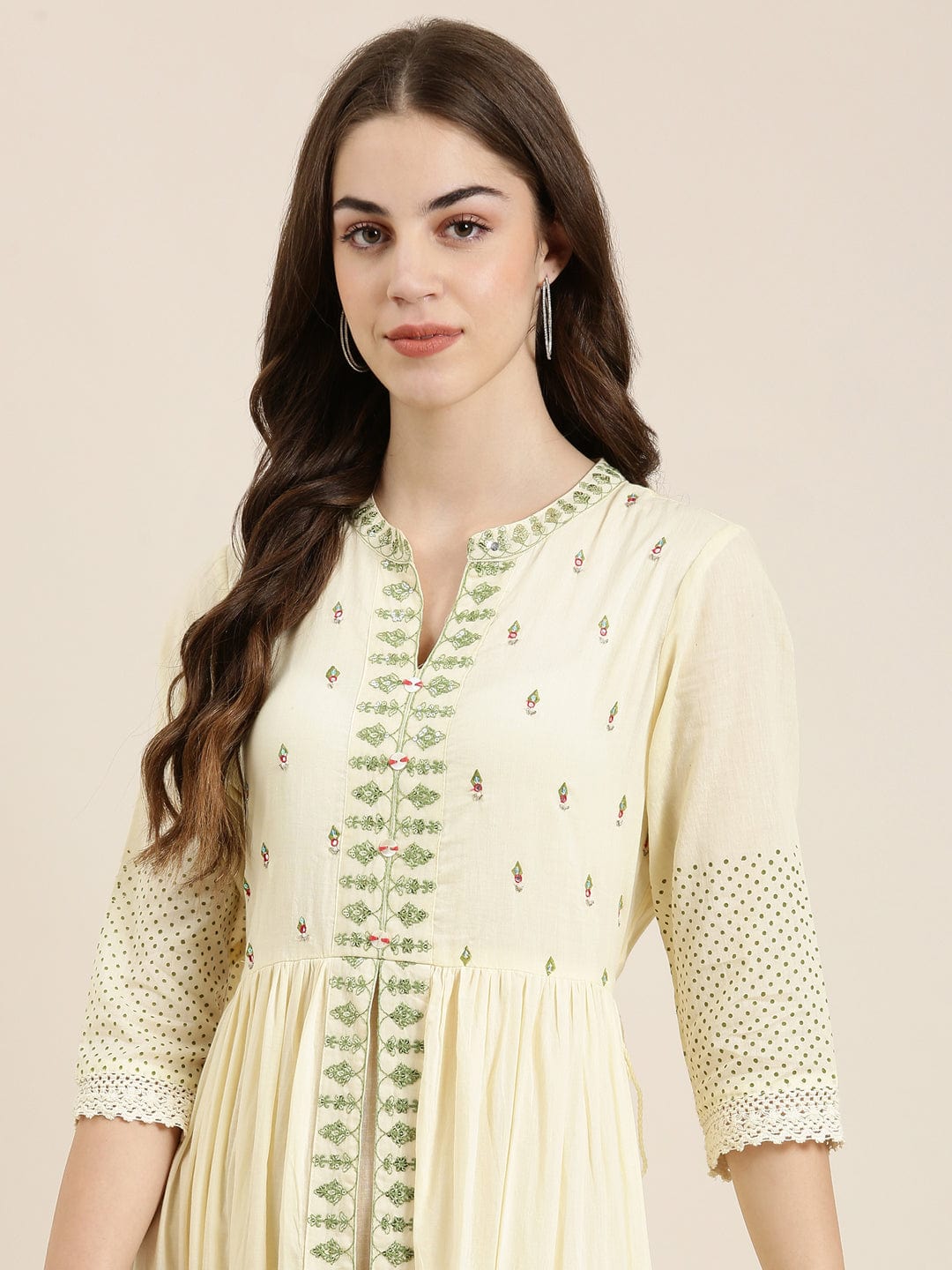 Women's Mandarin Collar Solid Empire Cream Kurta