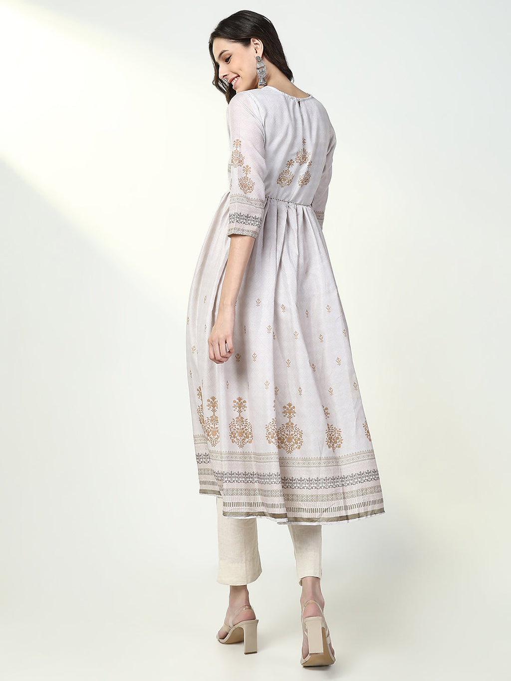 Women's Off White Graphic Anarkali Kurta