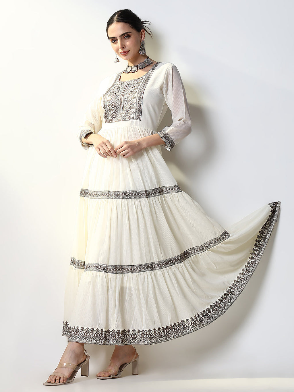 Women's Off White Embroidered Anarkali Kurta