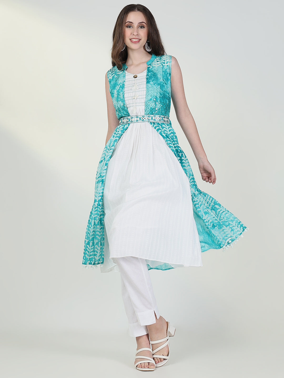 Women's White Solid Kurta with Coat and Belt