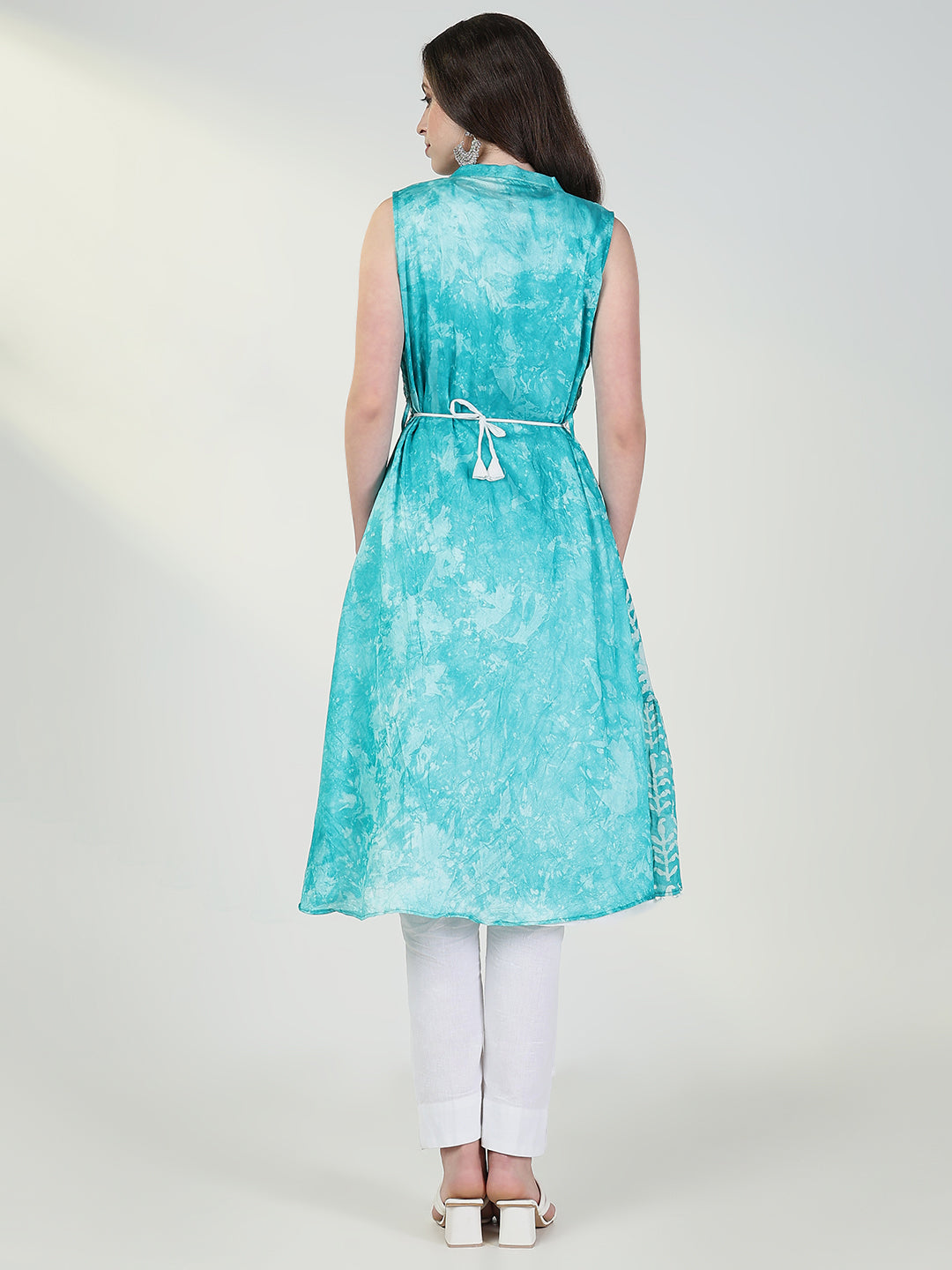 Women's White Solid Kurta with Coat and Belt