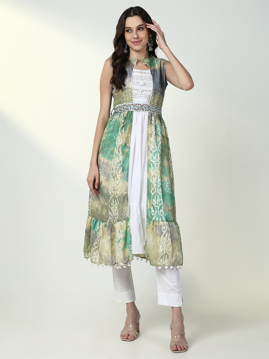 Women's White Solid Kurta with Coat and Belt