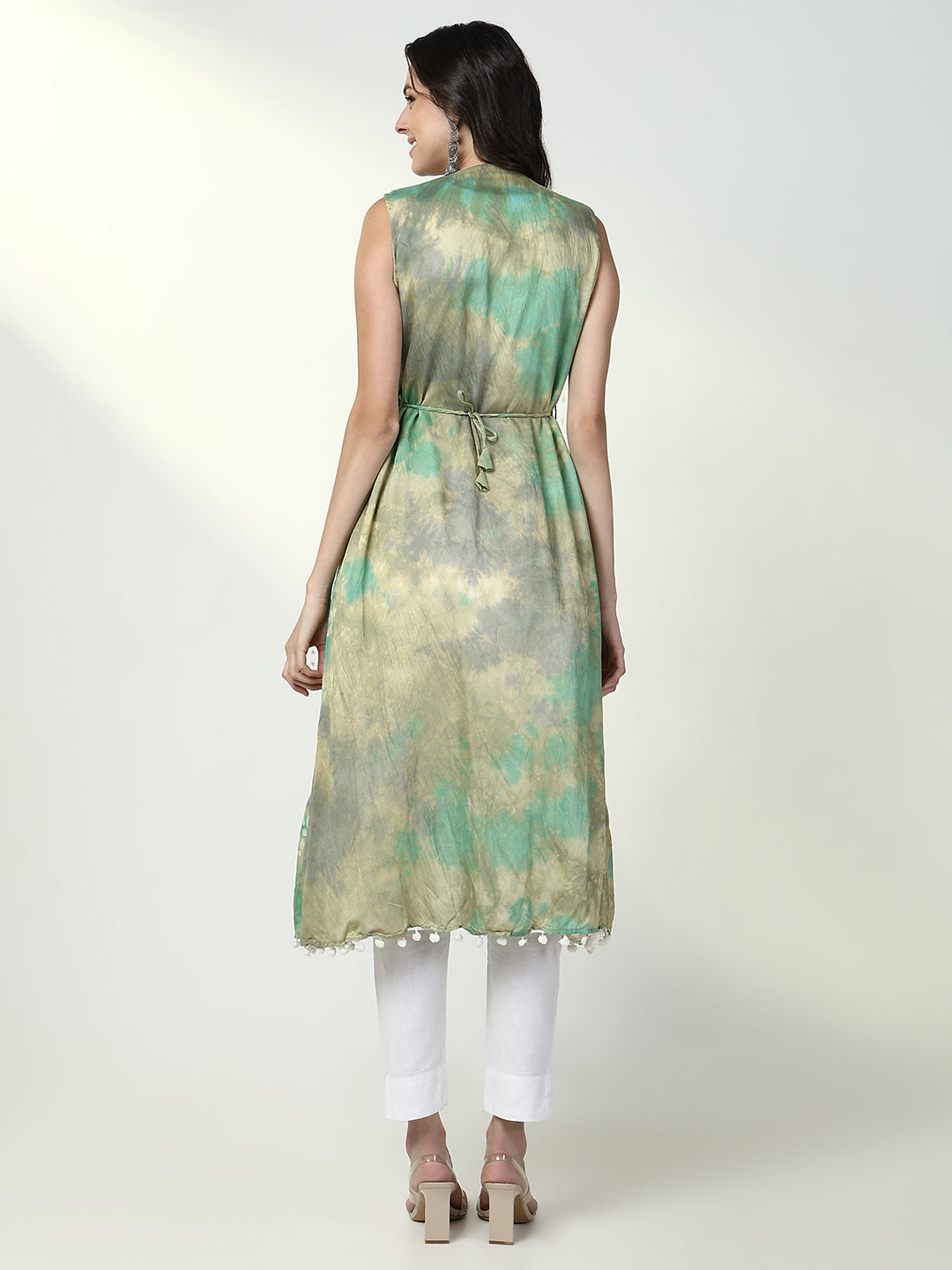 Women's White Solid Kurta with Coat and Belt