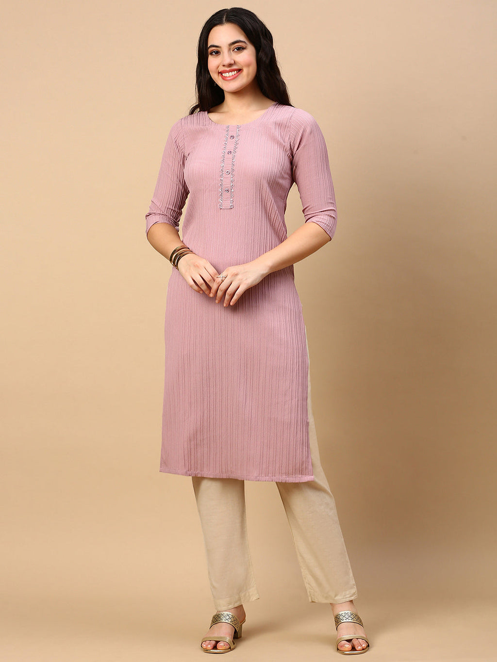 Women's Mauve Solid Straight Kurta