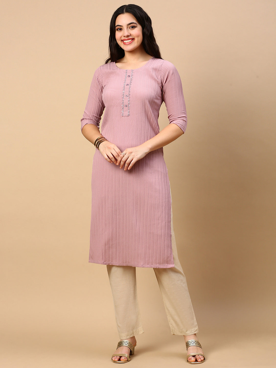 Women's Mauve Solid Straight Kurta